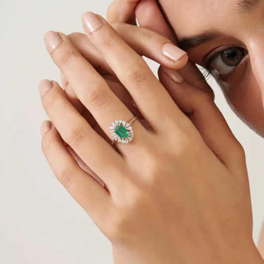 Newly Design 14K Real White Gold Emerald & Diamond Cluster Ring Fine Gemstone Jewelry