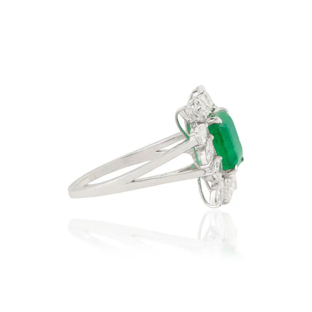 Unique Design Square Cut Emerald & Diamond Cocktail Ring Real K18 White Gold Luxury Jewelry