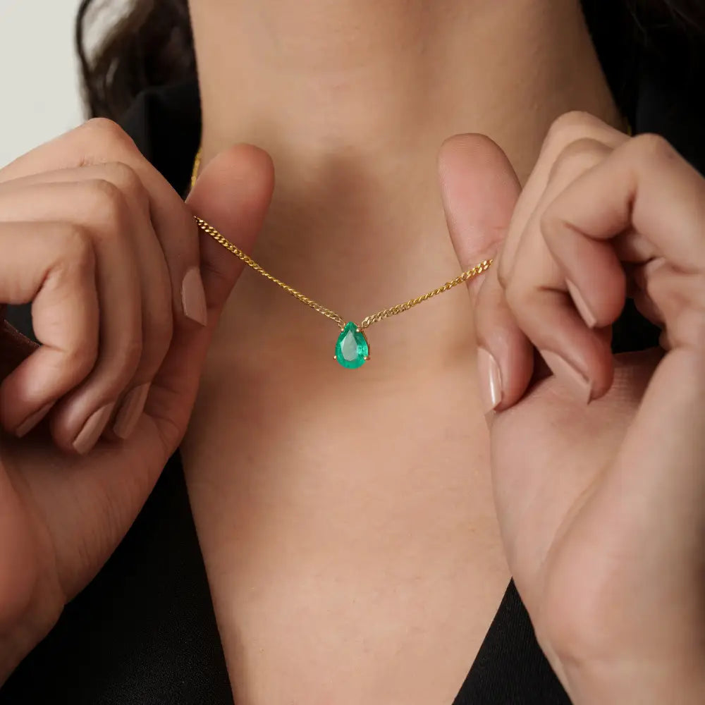 Handmade Natural Emerald Miami Cuban Chain Single Stone Pendant Necklace K14 Yellow Gold