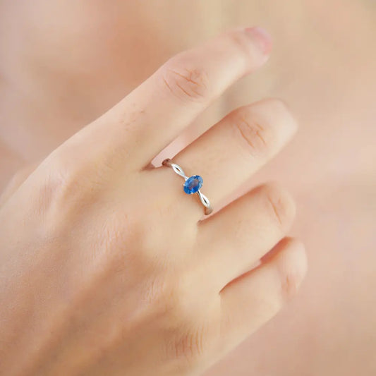 Simple Design Blue Sapphire Twisted Band Single Stone Ring 14K Solid White Gold Fine Jewelry