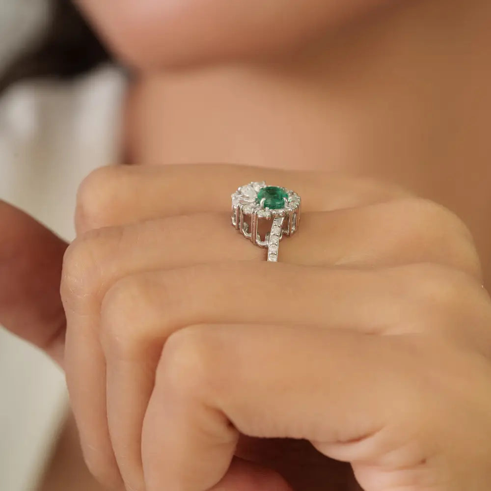 Exclusive Design Emerald & Diamond Statement Ring Engagement Jewelry 18K Solid White Gold