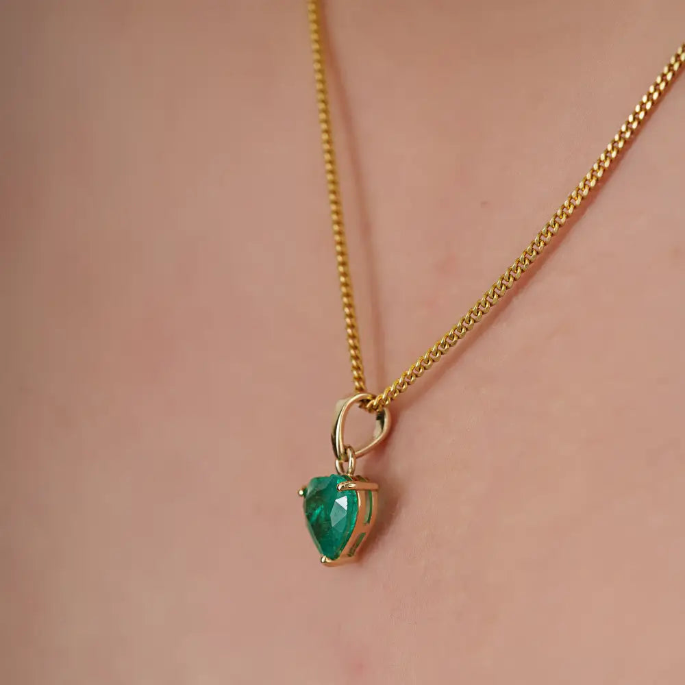 Solid 14K Yellow Gold Real Emerald Heart Shape Pendant Fine Minimal Jewelry Manufacturer