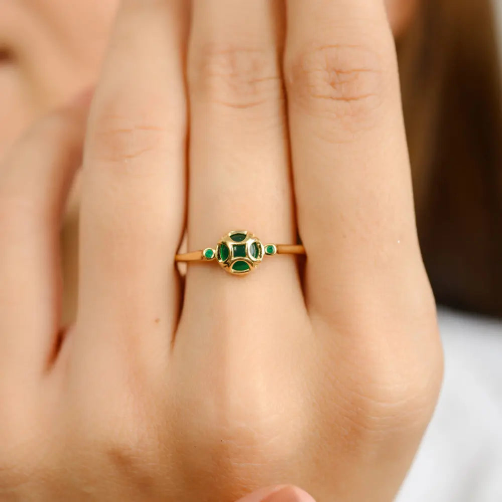 Trending Jewelry 18K Yellow Solid Gold Green Onyx Round Gemstone Ring