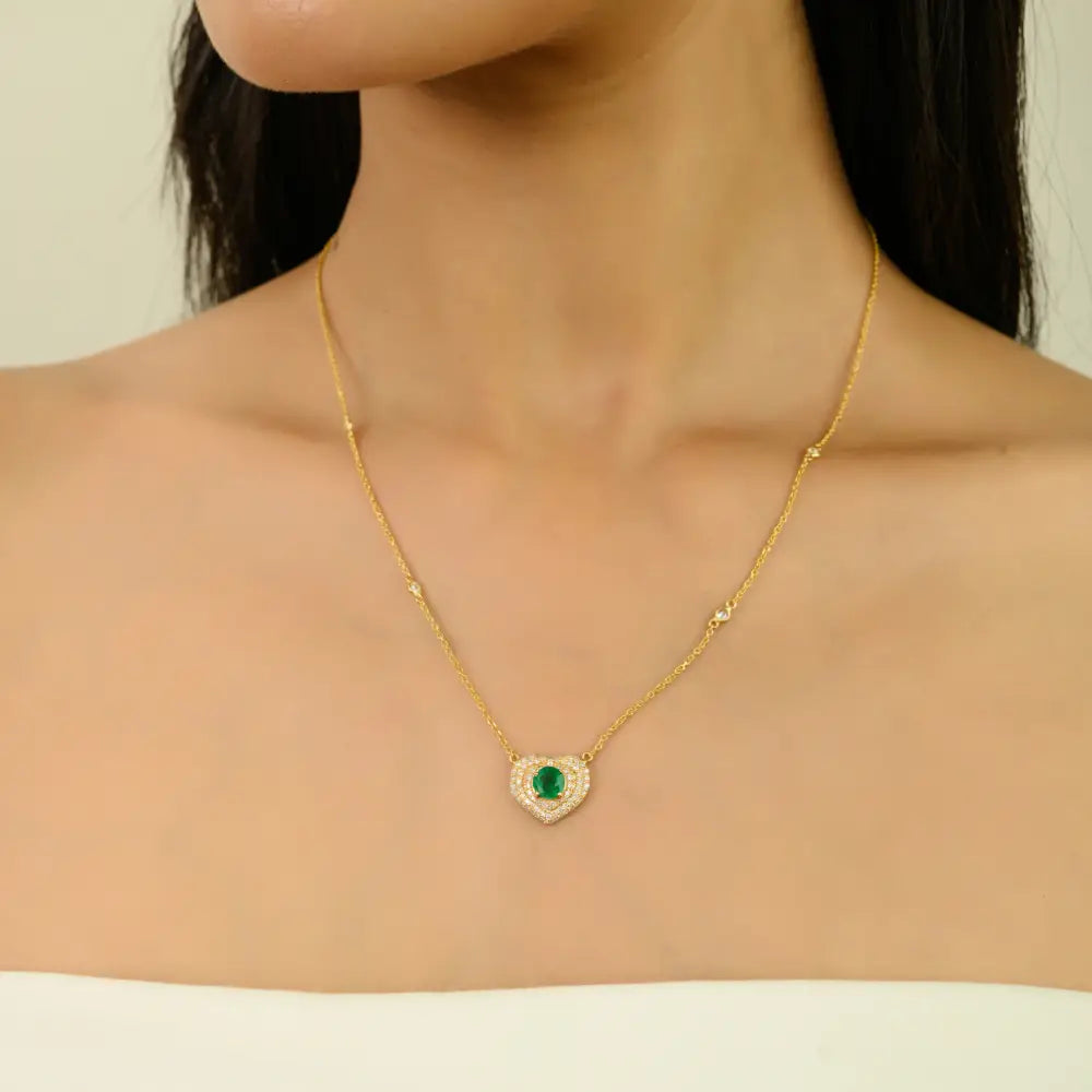 18K Real Yellow Gold Emerald & Diamond Heart Shape Cluster Pendant Necklace Anniversary Gift