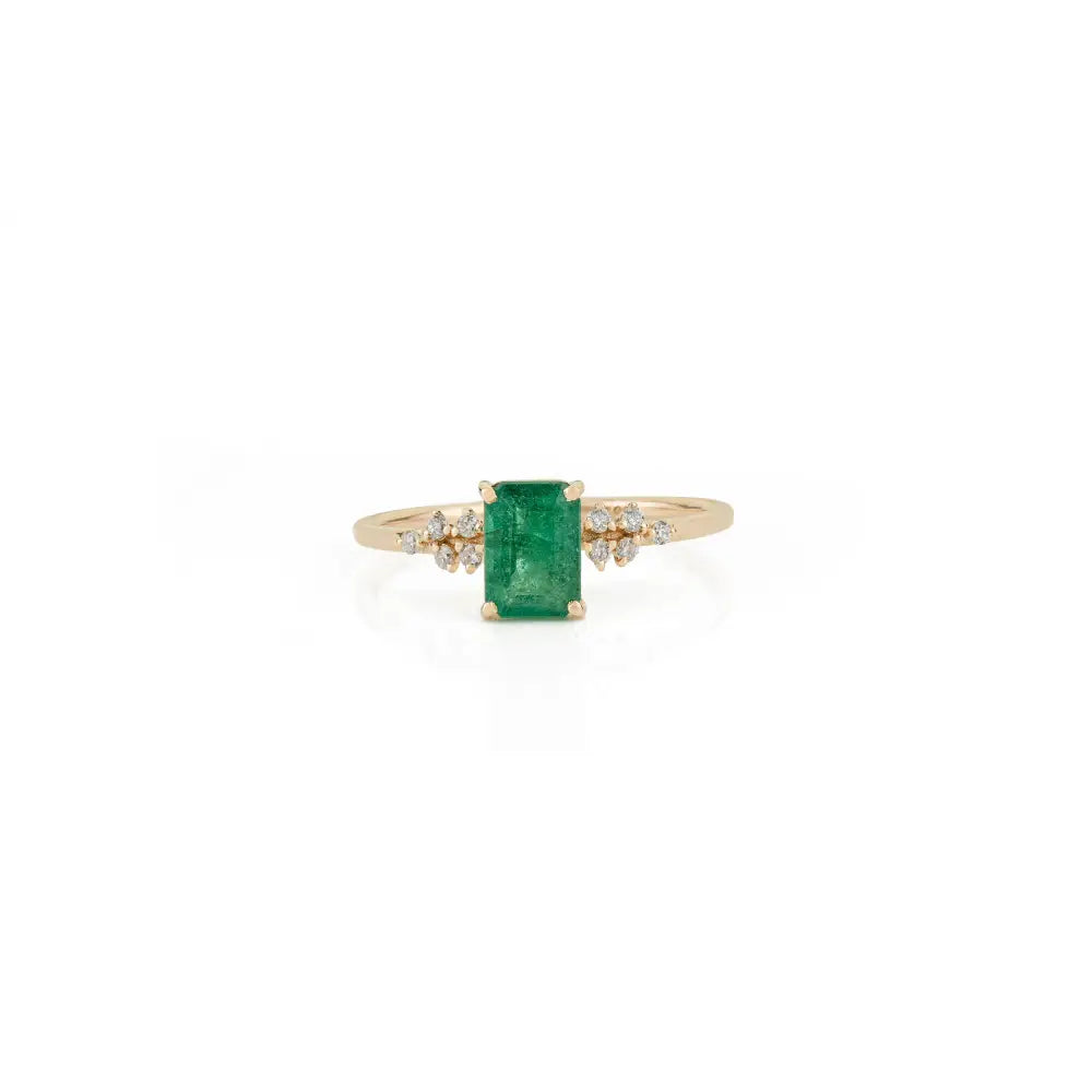 Classic Design 14K Yellow Gold Emerald & Diamond Elegant Engagement Ring New Arrivals Jewelry