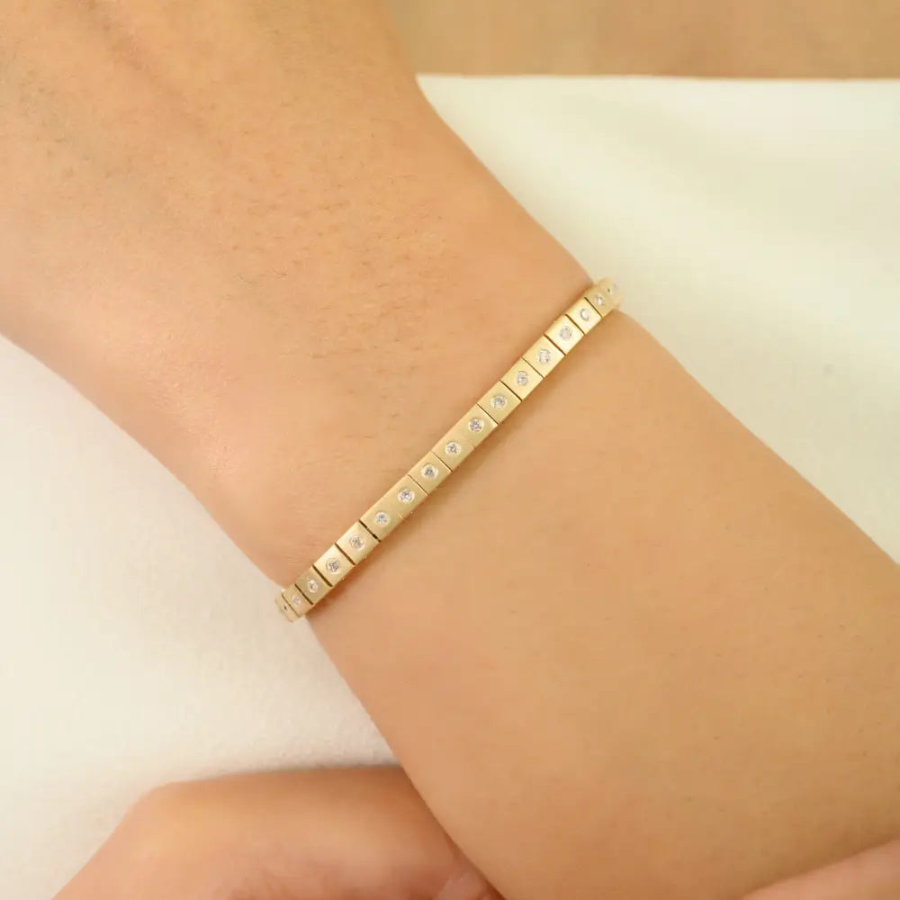 Wholesale Price Natural Diamond Tennis Bracelet K14 Solid Yellow Gold Best Selling Jewelry