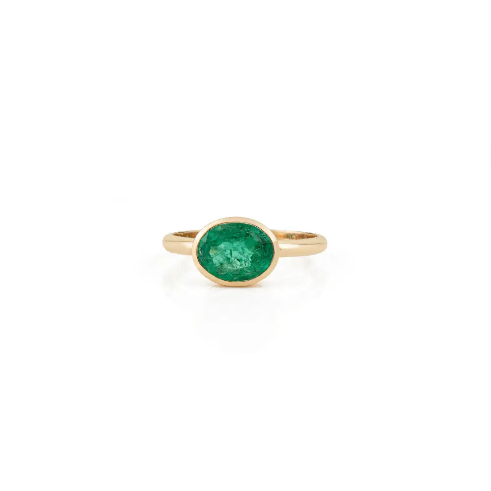 7x10 mm Oval Cut Emerald East West Set Gemstone Single Stone Ring K18 Pure Yellow Gold