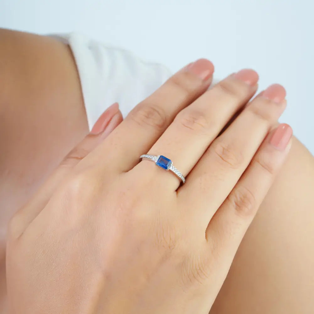 Half Bezel Set Blue Sapphire & Diamond Solid K14 White Gold Stacking Band Ring For Unisex