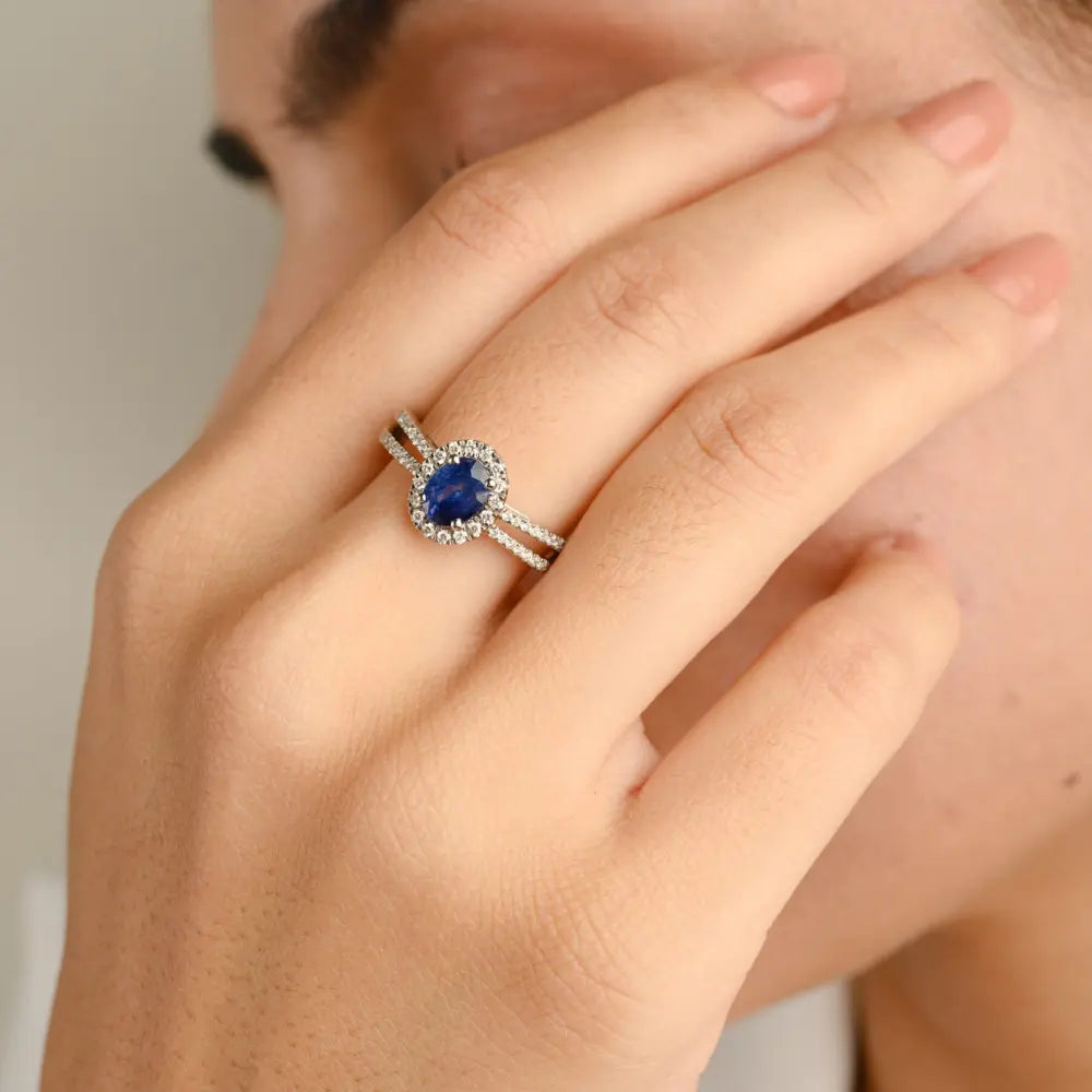 Handmade Jewelry Natural Blue Sapphire & Diamond 18K White Gold Engagement Ring