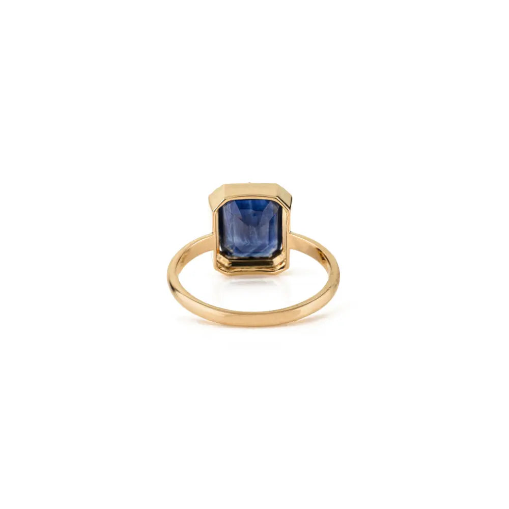 Top Quality Blue Sapphire Single Stone Black Rhodium Plated Gemstone Ring 18K Yellow Gold