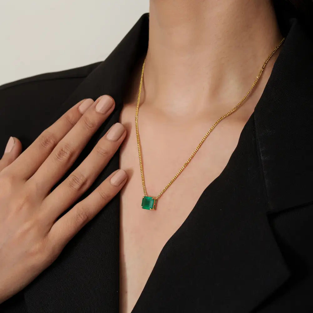 Square Cut Emerald Curb Link Chain Solitaire Gemstone Pendant Necklace Fine 14K Gold Jewelry