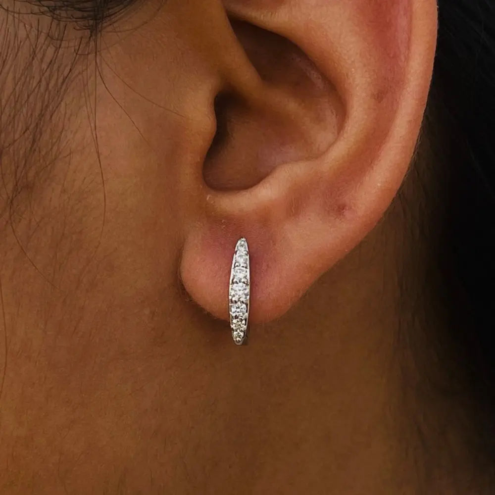 Classic Hot Selling Product Natural Diamond 18K Fine White Gold Minimal Hoop Earring