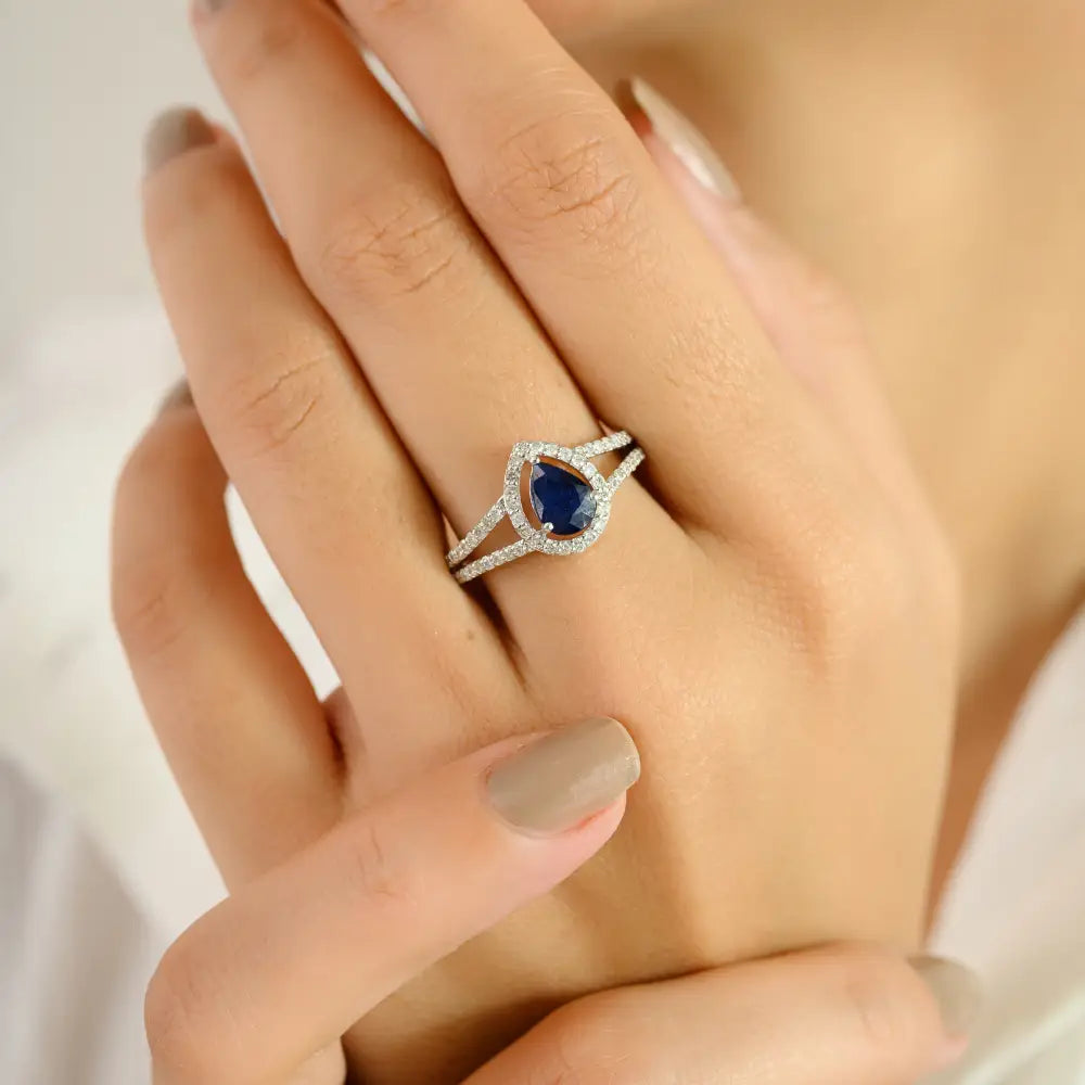 Latest Design Fine Blue Sapphire & Diamond Split Shank Ring 14K Pure White Gold Jewelry