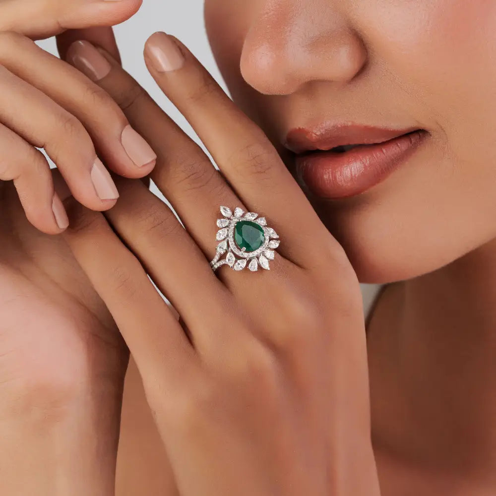 Luxurious Emerald & Diamond 18K White Gold Bold Statement Ring Bridal Wedding Jewelry