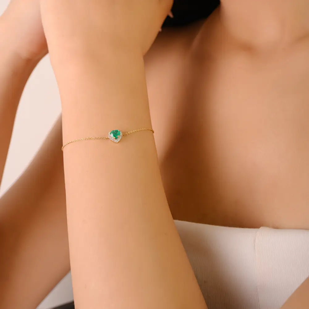 Heart Shape Emerald & Round Cut Diamond 14K Solid Yellow Gold Solitaire Halo Bracelet