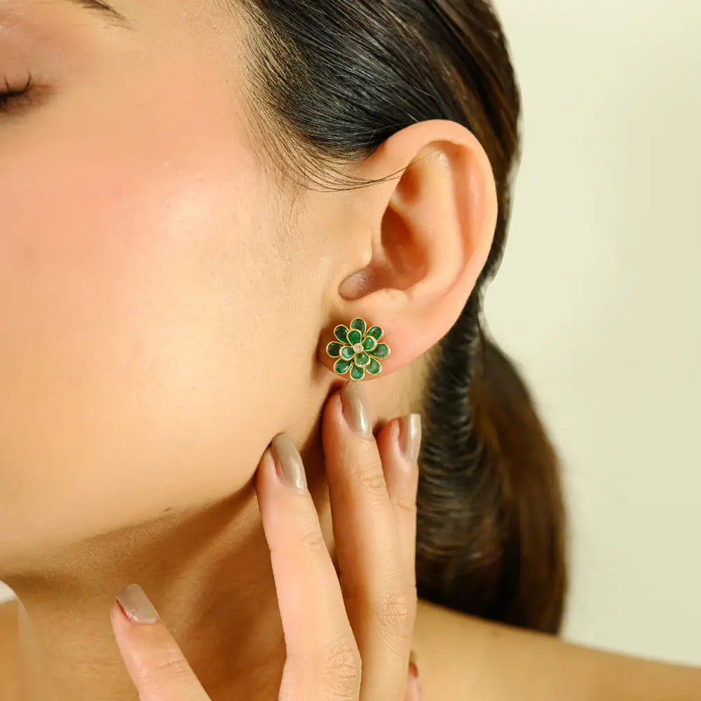 Unique Design Emerald & Diamond Flower Shape Stud Earrings 18K Yellow Gold Jewelry