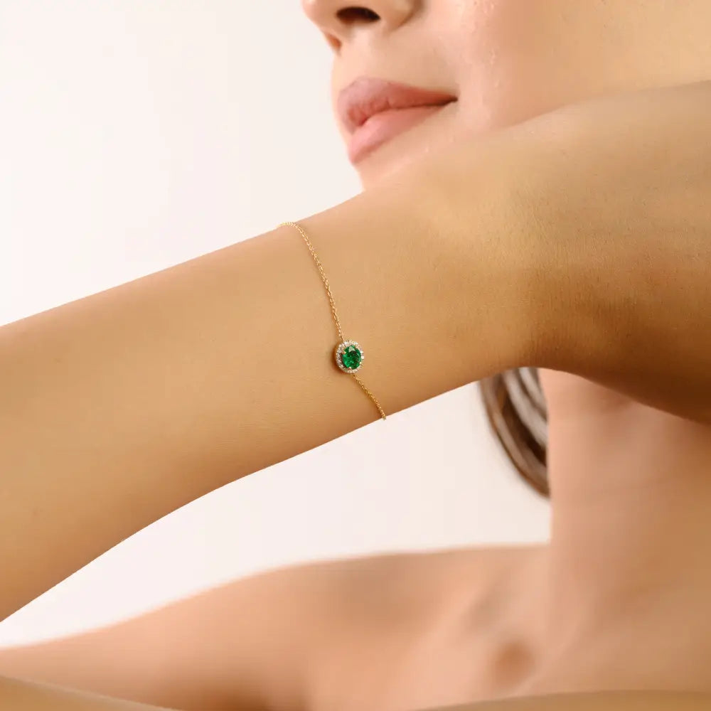 Delicate Simple Design 14K Gold Emerald & Diamond Solitaire Halo Bracelet Unisex Jewelry