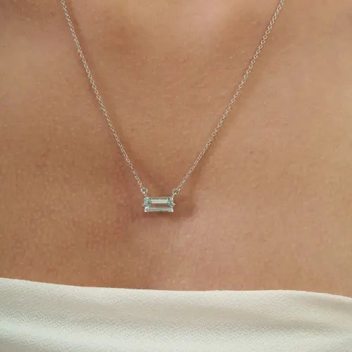 Minimalist Baguette Cut Natural Aquamarine Gemstone 925 Silver Pendant Necklace For Women's