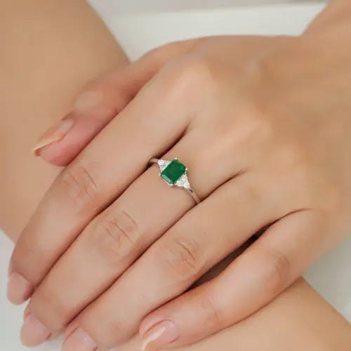 Precious Gemstone Emerald & Diamond Fine 925 Sterling Silver Ring For Women's Daily Wear