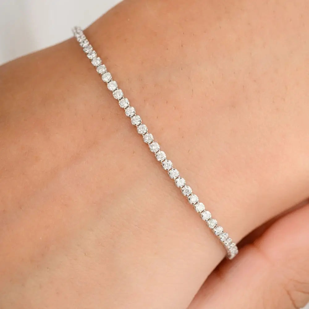 Beautiful Design 18k White Gold Round Cut Diamond Stackable Tennis Bracelet