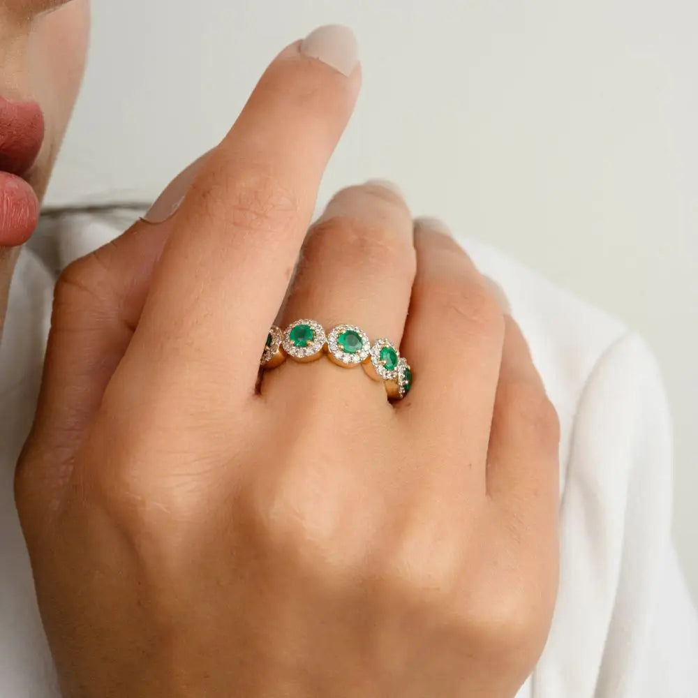 Beautifully Designed 100% Genuine Round Cut Emerald & Diamond Half Band Ring