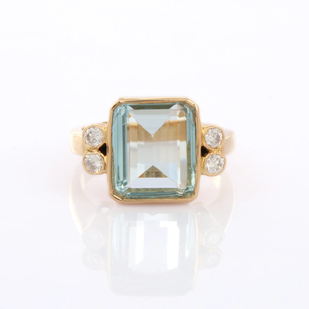 Handcrafted Natural Aquamarine & Diamond 18K Solid Yellow Gold Unique Ring