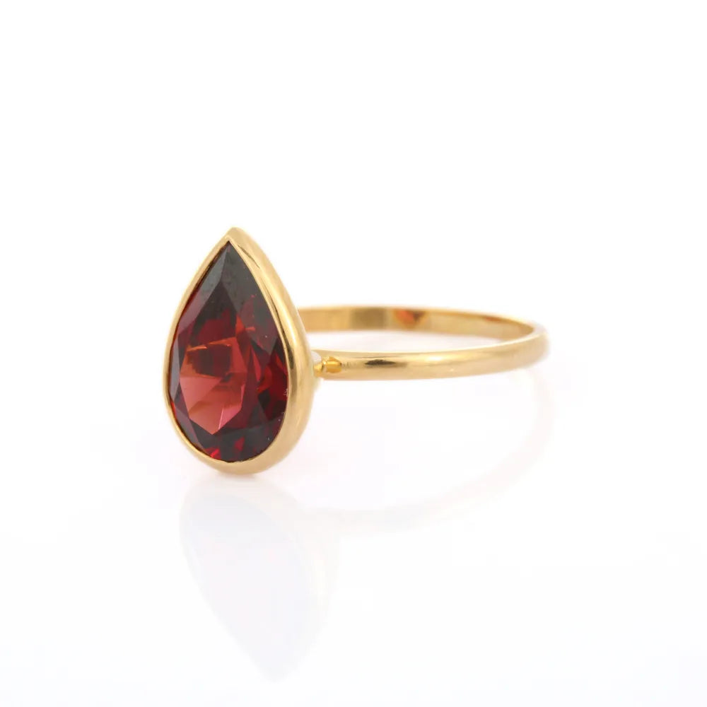 Handmade Pear Shape Natural Garnet 18K Solid Yellow Gold Single Stone Ring