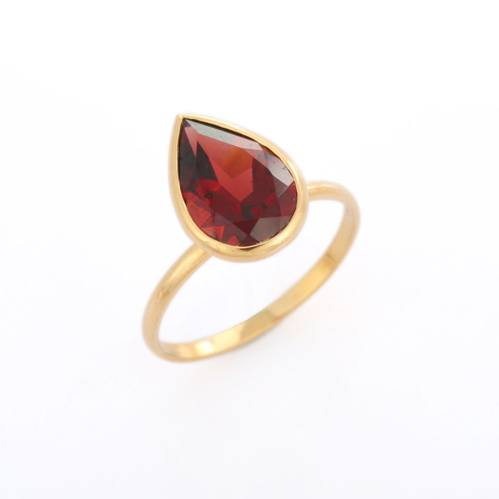 Handmade Pear Shape Natural Garnet 18K Solid Yellow Gold Single Stone Ring