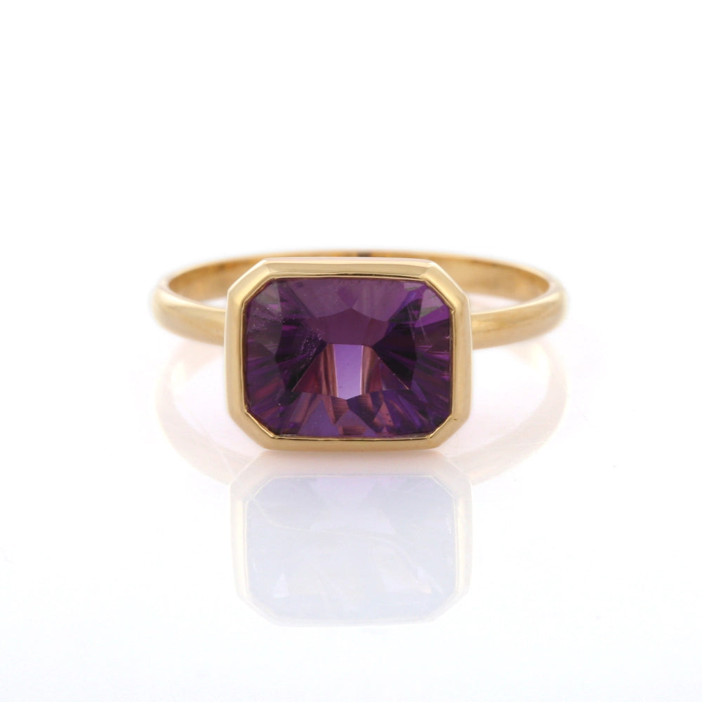 Trending Semi Precious Natural Amethyst Single Stone Ring 18K Fine Yellow Gold