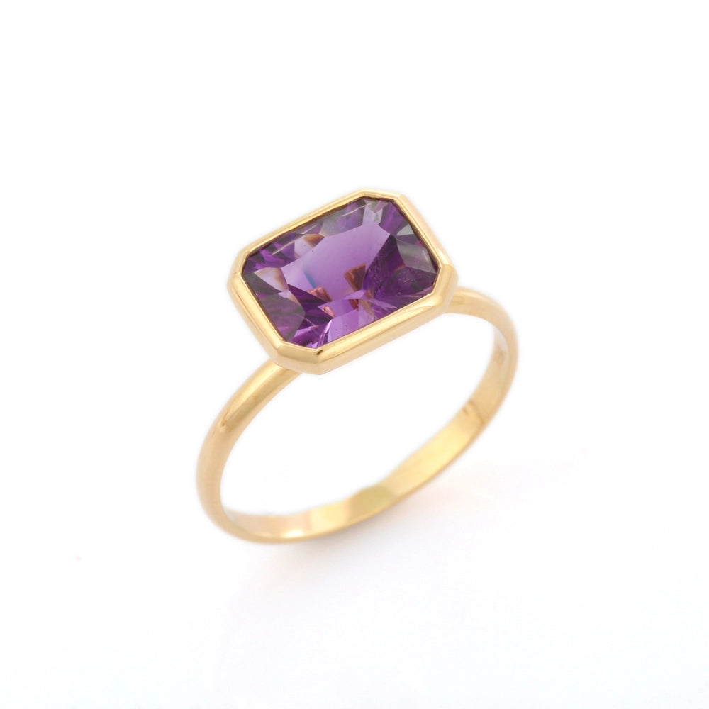 Trending Semi Precious Natural Amethyst Single Stone Ring 18K Fine Yellow Gold