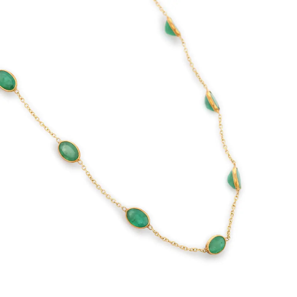 Fashionable Natural Emerald 18K Fine Yellow Gold Minimal Charm Necklace