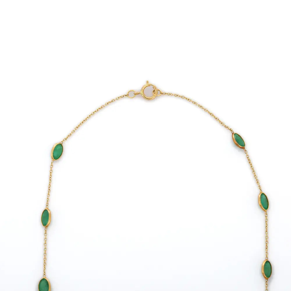 Fashionable Natural Emerald 18K Fine Yellow Gold Minimal Charm Necklace