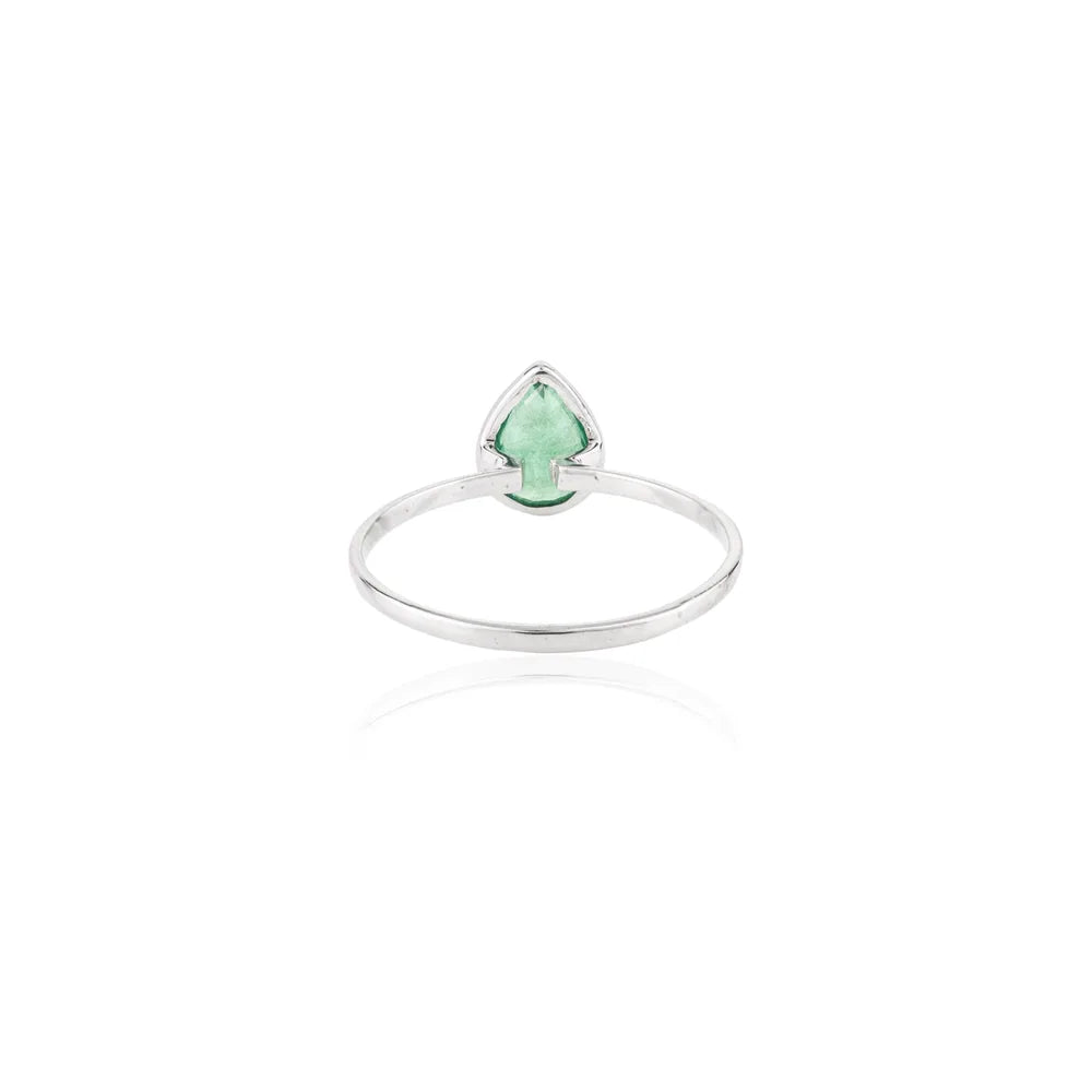 New Arrival Emerald 18K White Gold Pear Shape Gemstone Ring