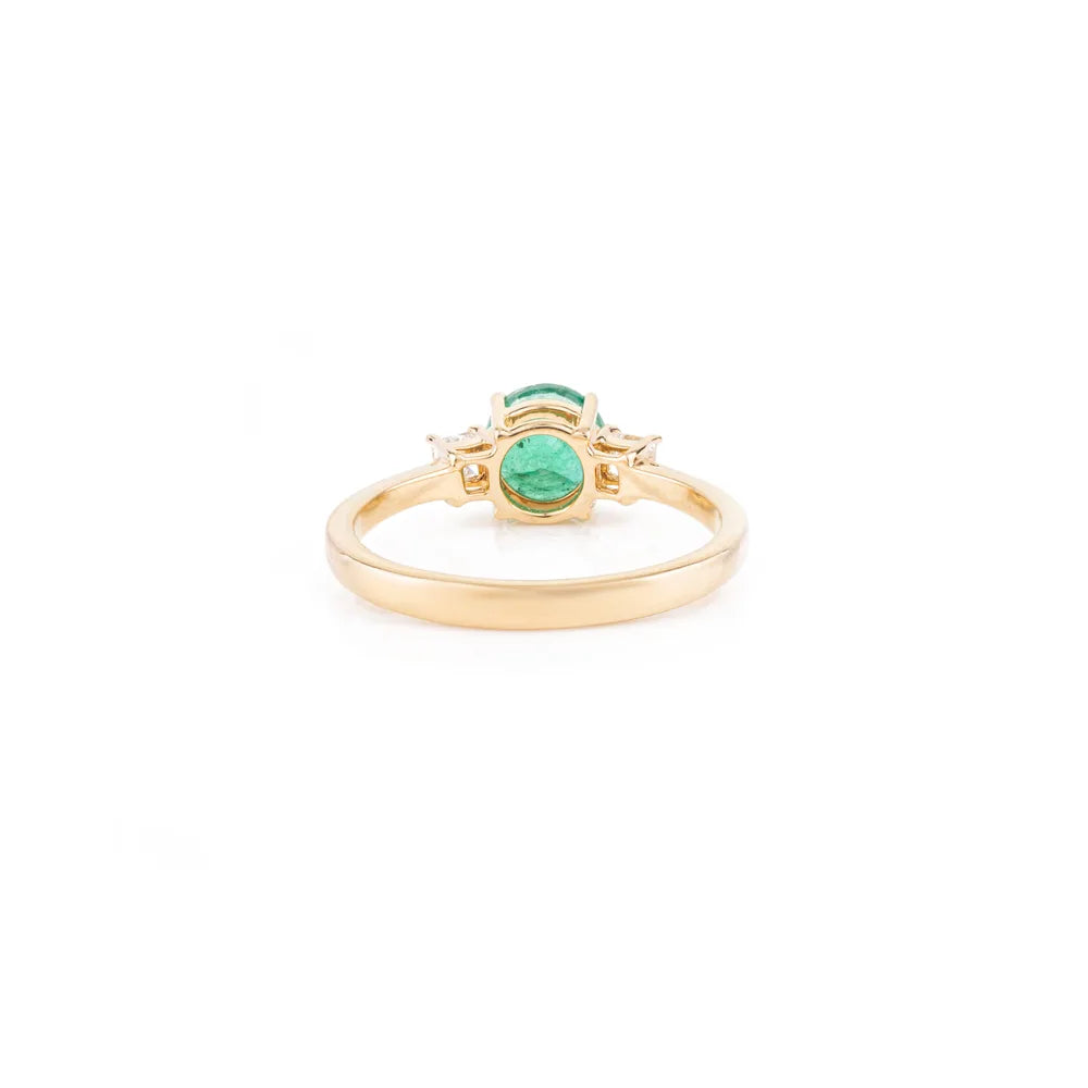 Trending Jewelry Emerald & Diamond 14K Yellow Gold Engagement Ring