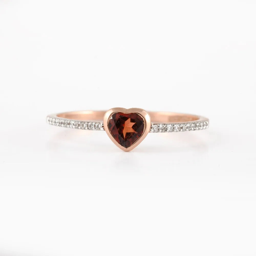 Minimal Jewelry Natural Heart Shape Garnet & Diamond 18K Rose Gold Stackable Band Ring