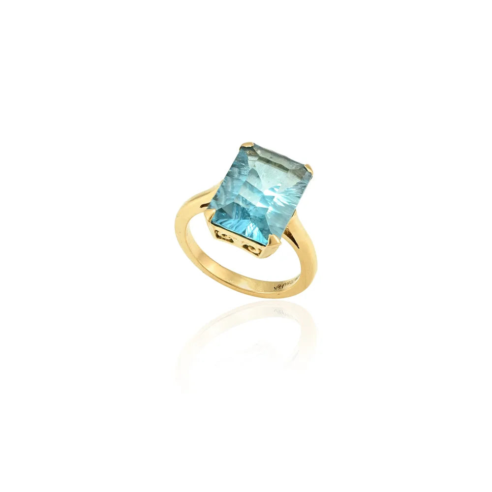 Fashionable Jewelry Natural Blue Topaz 18K Solid Yellow Gold Single Stone Ring