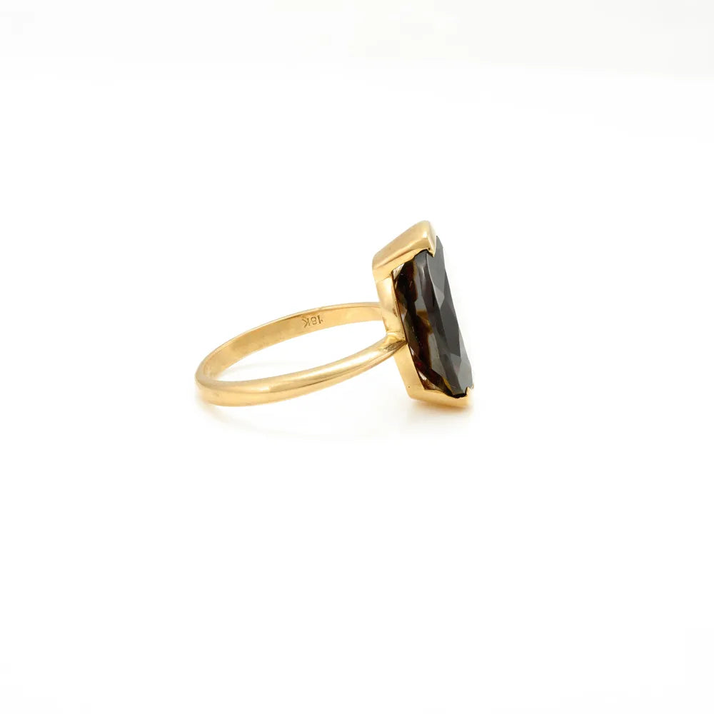 Fashionable Jewelry Natural Garnet 18K Solid Yellow Gold Single Stone Ring