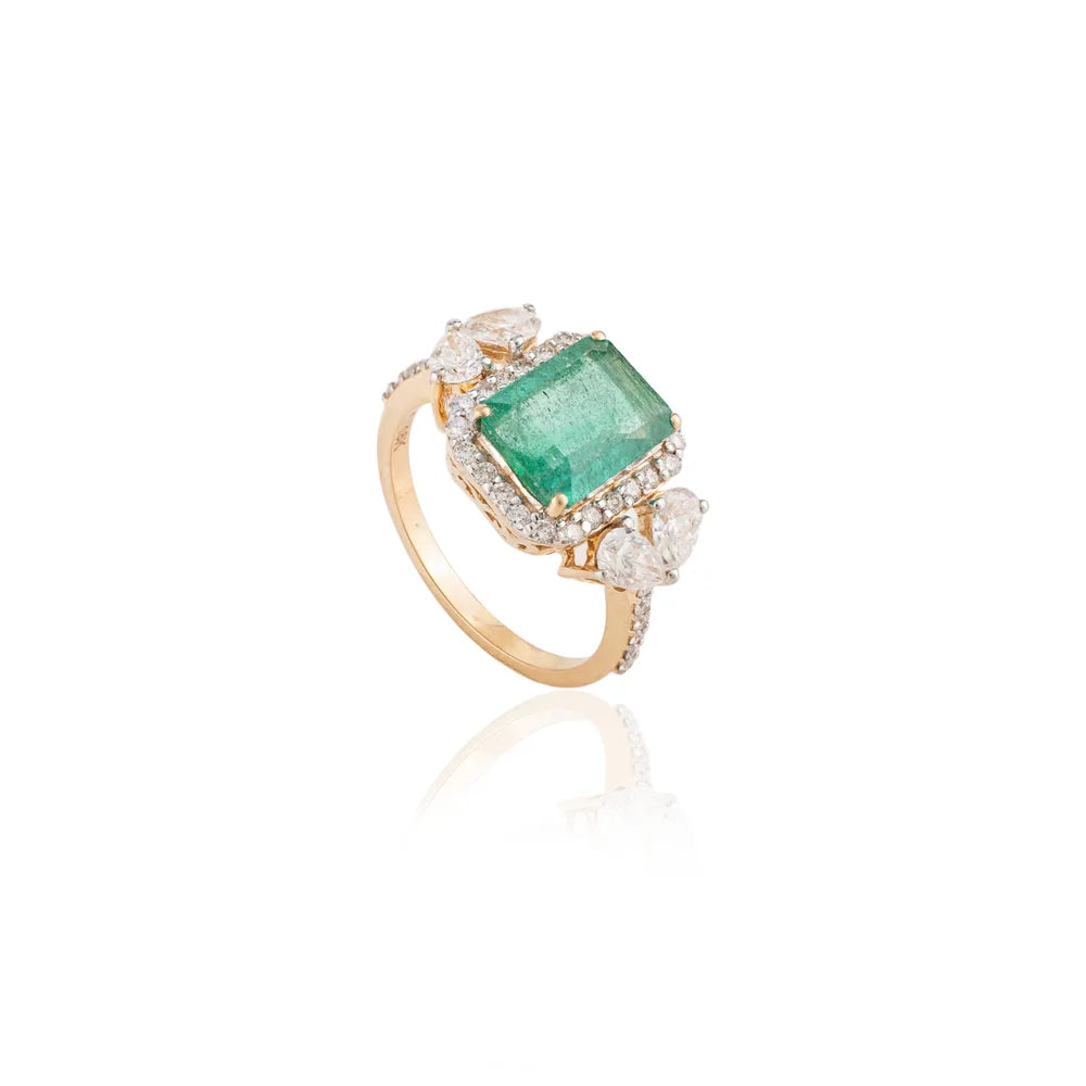 Fine Jewelry 18K Yellow Gold Emerald & Diamond Engagement Ring