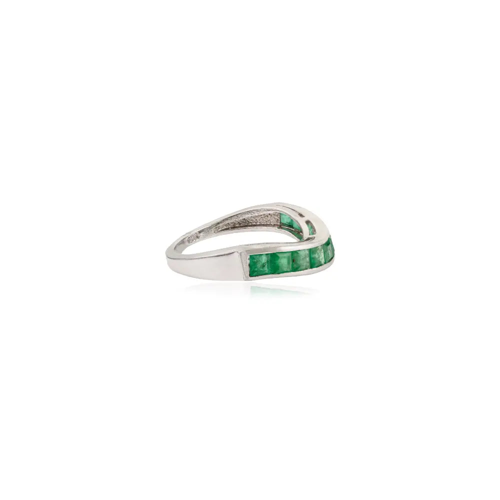 Beautiful Natural Princess Cut Emerald Curved Half Eternity Band Ring in 925 Silver