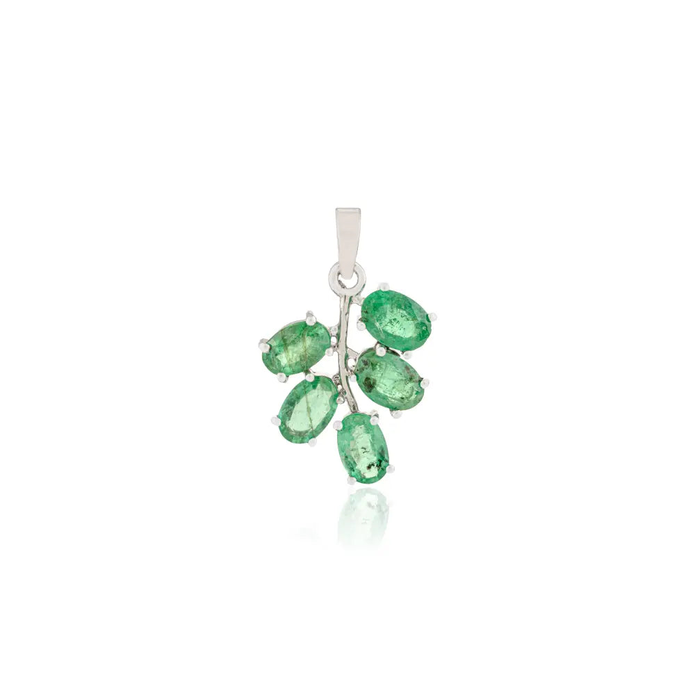 Natural Emerald 925 Sterling Silver Leaf Motif Pendant