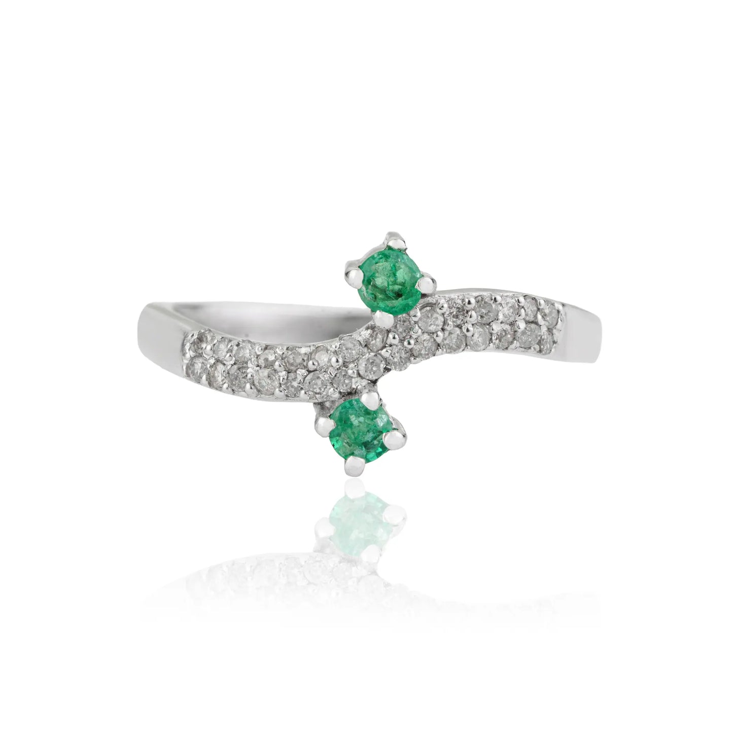 May Birthstone Round Emerald & Diamond 925 Sterling Silver Wave Band Ring For Women's Everyday Wear