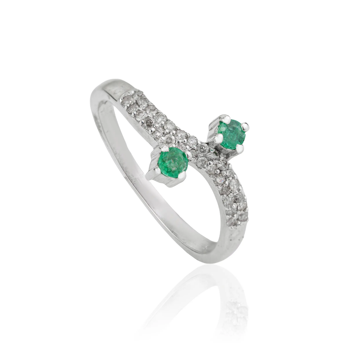 May Birthstone Round Emerald & Diamond 925 Sterling Silver Wave Band Ring For Women's Everyday Wear
