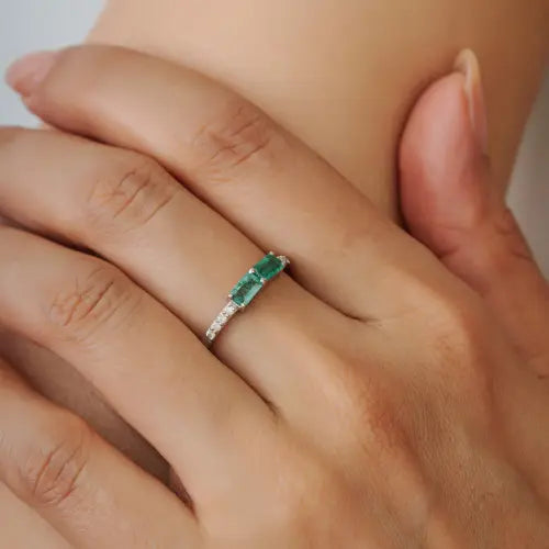 New Trendy Octagon Shape Emerald & Diamond 925 Sterling Silver Ring For Women