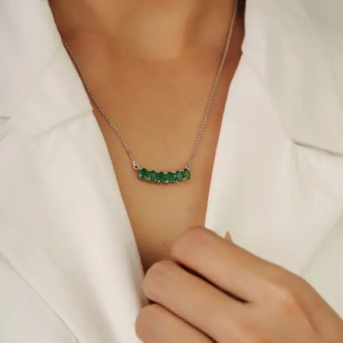 925 Sterling Silver Trendy Natural Emerald Curved Bar Pendant Necklace For Women's